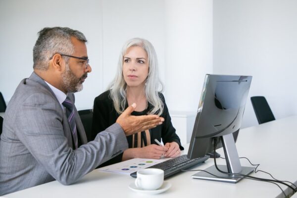 (Solicitor and client choosing the right method for dispute resolution)